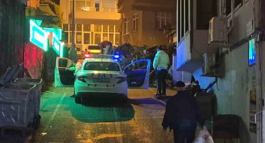 Bartın'da Yola Dökülen Odunlar Trafiği Felç Etti, Polis Müdahalesiyle Çözüldü