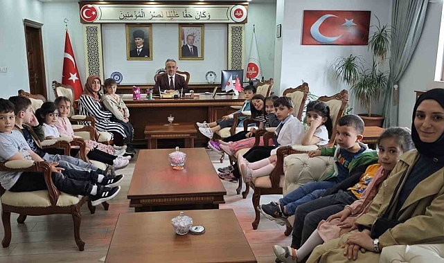 Bayburtlu Minik Öğrencilerden Yetimlere Anlamlı Destek