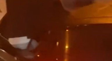 Beylikdüzü'nde Araçtan Sarkarak Tehlikeli Yolculuk Yapan Gençlere Ceza Yağdı