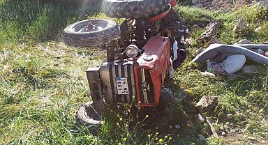 Burdur'da Traktör Kazası: 11 Yaşındaki Kız Çocuğu Hayatını Kaybetti, 4 Yaralı