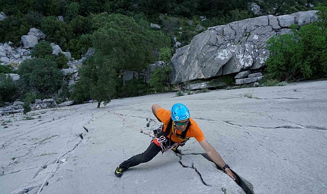 Deneyimli Dağcı Sevgül&#039;den Dağ Kazalarına Karşı Uyarı: &quot;İkinci Hatada Ölüme Yaklaşırsınız&quot;