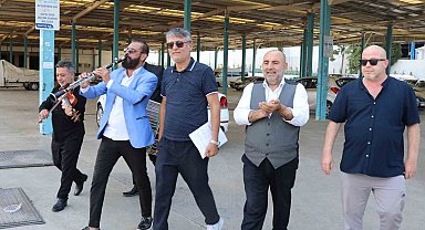 Denizli'de Ruhsat Mücadelesini Kazanan Firma, Kararı Davul Zurnayla Belediyeye Teslim Etti
