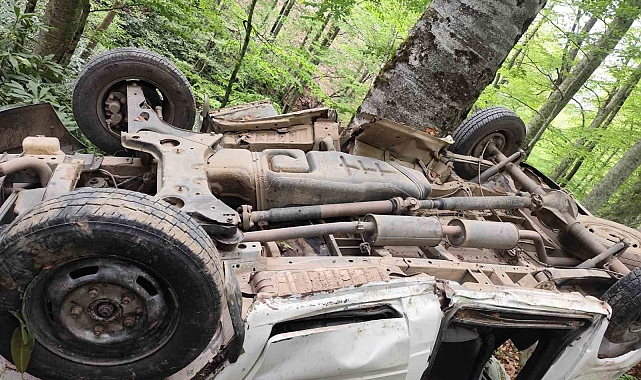 Doğanyurt'ta Minibüs Uçuruma Yuvarlandı: 10 Yaralı