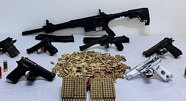 Evden cephanelik çıktı: 4 şüpheli adliyeye sevk edildi
