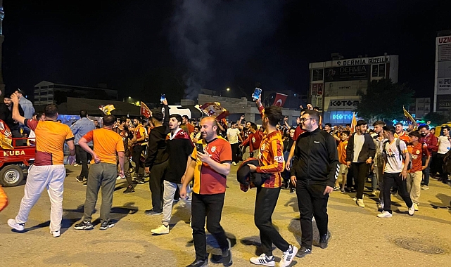 Galatasaray Taraftarı Iğdır’da Şampiyonluğu Coşkuyla Kutladı