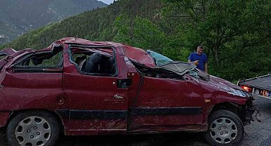 Gümüşhane'de Alkollü Sürücü Uçuruma Yuvarlandı: 2 Ağır Yaralı