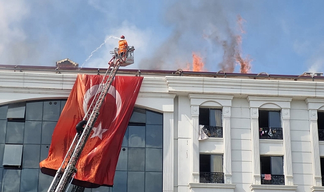 Iğdır'da Kız Öğrenci Yurdundaki Yangına TOMA Desteği: Kontrol Çalışmaları Sürüyor