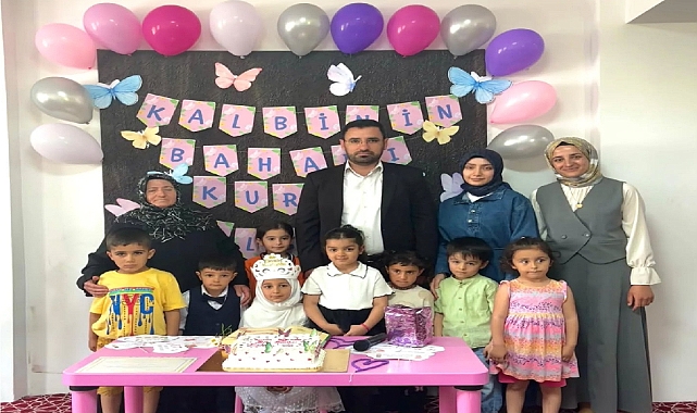 Iğdır'da Minik Eslem'e Kur'an-ı Kerim'e Geçiş ve Taç Takma Töreni