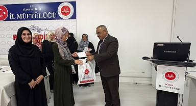 Iğdır İl Müftülüğü'nden Başarılı Kur'an Kursu Öğrencilerine Anlamlı Ödüller
