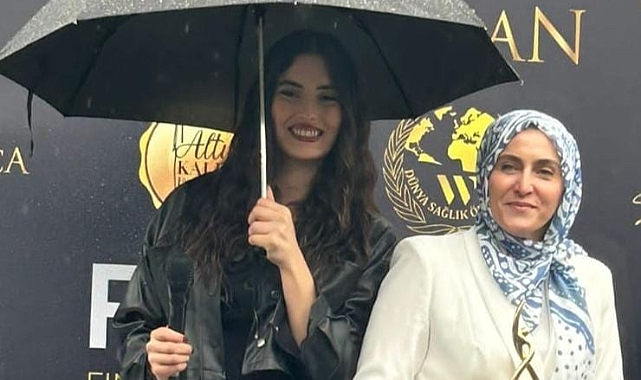 Iğdır Üniversitesi Usta Öğreticisi Hatice Mengi'ye 