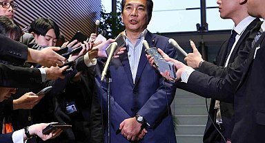 Japon bakan "bağışlanan pirinçler" sayesinde pirinç satın almadığını söyledi, istifa etti