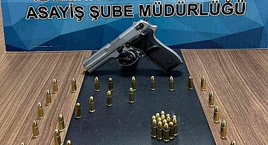 Kars'ta Emniyetten Silah ve Mühimmat Operasyonu: Çok Sayıda Suç Unsuru Ele Geçirildi