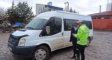 Kars'ta okul servisleri trafiğin radarında
