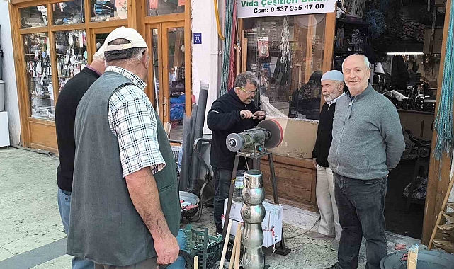 Kırşehir'de Kurban Bayramı Öncesi Bıçak Bileme Mesaisine Yoğun İlgi