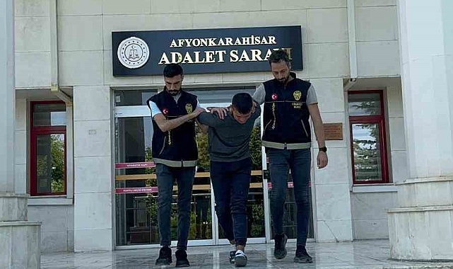 Kız Arkadaşını Jiletle Katleden Zanlıdan Kan Donduran İfade