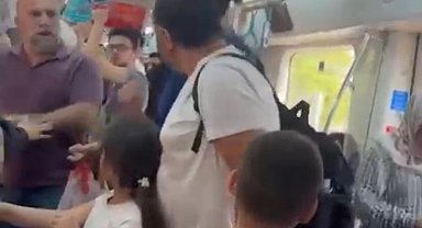 Marmaray'da Dehşet Anları: Çocukların Gözleri Önünde Yumruklu Kavga