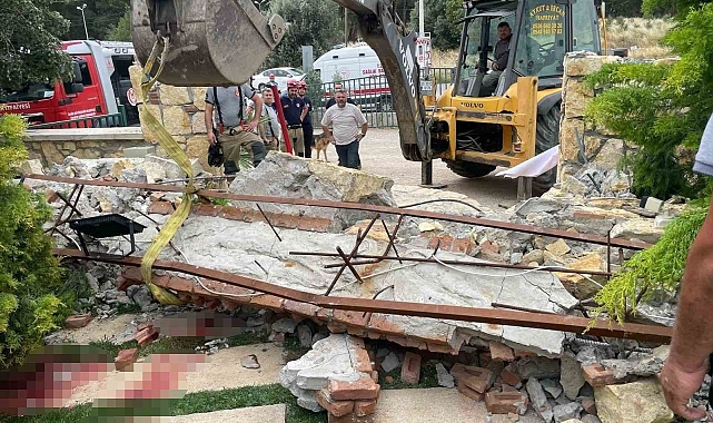 Menemen'de Anaokulu Etkinliğinde Feci Olay: Doktor Beton Kemerin Altında Can Verdi