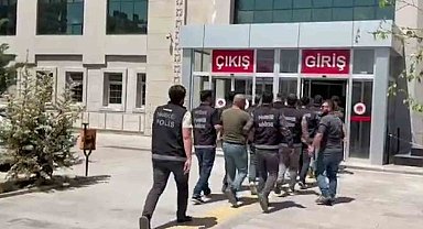 Niğde'de Eş Zamanlı Operasyon: 9 Aranan Şahıs Yakalandı