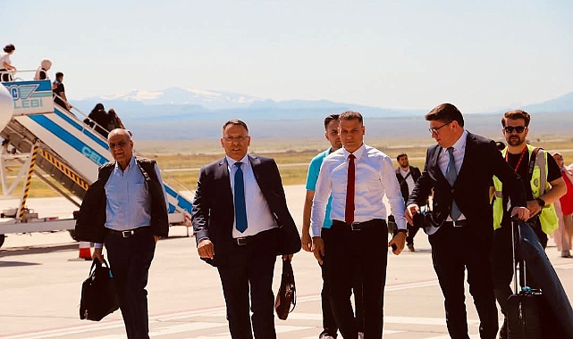 Prof. Dr. Ekrem Gürel Iğdır Üniversitesi&#039;nin Yeni Rektörü Olarak Görevine Başlıyor