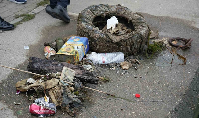Samsun&#039;da Minik Öğrencilerle Deniz Dibi Temizliği: Çıkan Atıklar Şaşırttı