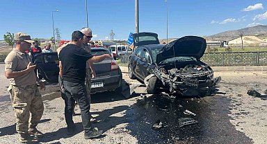 Siirt'te trafik kazası: 1'i ağır 4 yaralı