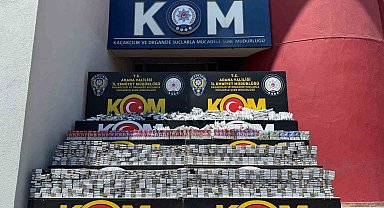 Adana'da 1.1 Milyon TL Değerinde Kaçak Sigara Ele Geçirildi: 2 Tutuklama