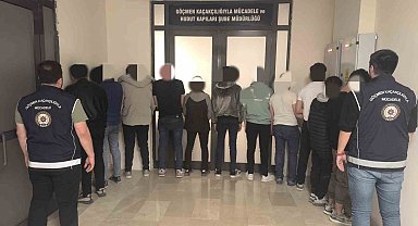 Afyonkarahisar'da Düzensiz Göçmen Operasyonu: 9 Düzensiz Göçmen ve 2 Şüpheli Yakalandı