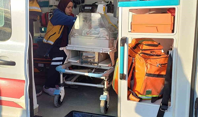Ağrı&#039;da Prematüre Bebek Ambulans Uçakla Ankara&#039;ya Sevk Edildi