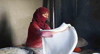 Ağrı'nın Diyadin İlçesinde Yayla Hazırlıkları Tüm Hızıyla Sürüyor: Boyalan Köyünde Yaşam Biçimi Devam Ediyor