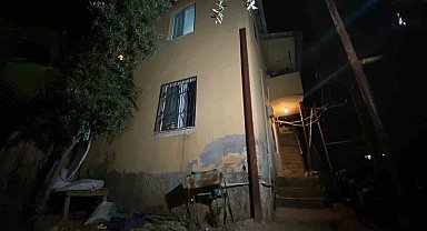 Antalya'da Feci Olay: Tavuk Beslerken 'Yorgun Mermi' Kurbanı Oldu