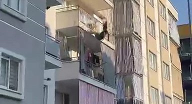 Aydın Efeler'de Bir Genç Kız Balkondan Atlayarak Hayatını Kaybetti