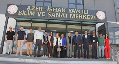 Azer İshak Yaycılı Bilim Sanat Merkezi'nde TÜBİTAK Bilim Fuarı ve Resim Sergisi Coşkusu