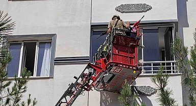 Batman Sason'da Ailesini Tahra ile Rehin Alan Şahıs: Anne, Baba ve Kardeş Kurtarıldı