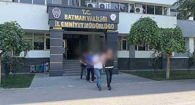 Batman'da Kilime Gizlenmiş 5,4 Kilogram Skunk Ele Geçirildi