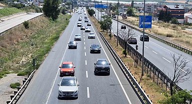 Bayram Dönüşü Tekirdağ-İstanbul Yolunda Yoğunluk: Kilometrelerce Araç Kuyruğu Havadan Görüntülendi