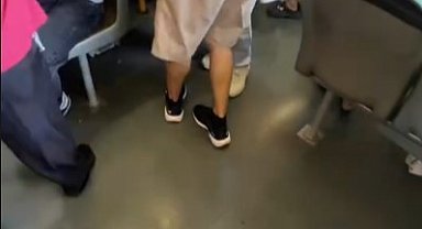 Bursa Metrosunda "Süslenme" Kavgası: Ortalık Karıştı