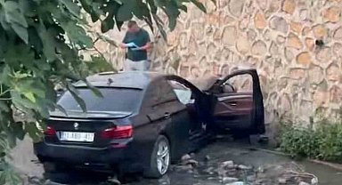 Bursa'da Korkunç Kaza: Otomobil Kanala Uçtu, 13 Yaşındaki Çocuk Hayatını Kaybetti