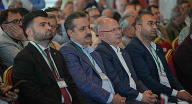 Bursaspor'da Borç Yarı Yarıya Azaldı: Başkan Enes Çelik Açıkladı