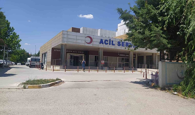 Çivril&#039;de Öğretmen Kavgası: Bir Öğretmen Hastanelik Oldu