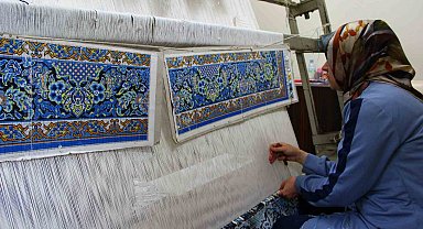 Çorumlu kadınlar ipeği sanata dönüştürüyor, aile bütçesine katkı sağlıyor