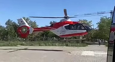 Çukurca'da Helikopter Ambulansla Gebe Hasta Sevk Edildi