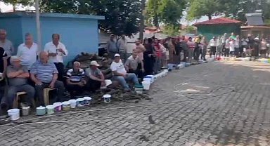 Edirne'nin Akardere Köyünde Asırlık Kurban Bayramı Geleneği: Hiçbir Ev Kurbansız Kalmıyor
