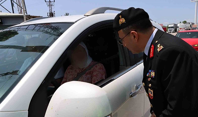 Erzurum&#039;da Jandarmadan Bayramda Yoğun Trafik Denetimi