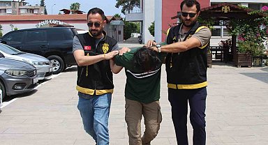 Gençleri sopayla dövdüğü iddia edilen şüpheli serbest kaldı