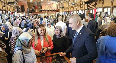 GÖLMEK Yıl Sonu Sergisi Kazıklı Kervansarayı'nda Açıldı: Binlerce El Yapımı Ürün Sergileniyor