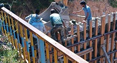 Gümüşhane'de Dere Islahı Çalışmasında İş Kazası: İşçi Akıma Kapıldı