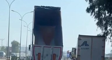 Hatay'da Damperi Açık Kalan Hafriyat Kamyonu Şaşırttı: O Anlar Kamerada!