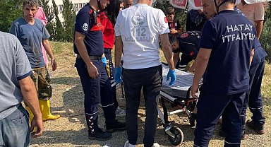 Hatay'da Sulama Kanalına Uçan Midibüsteki 4 Yaralı Kurtarıldı