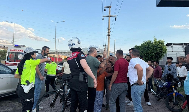 Iğdır'da İran Plakalı Araç Küçük Çocuğa Çarptı, Gerginlik Yaşandı!