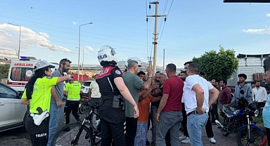 Iğdır'da İran Plakalı Araç Küçük Çocuğa Çarptı, Gerginlik Yaşandı!